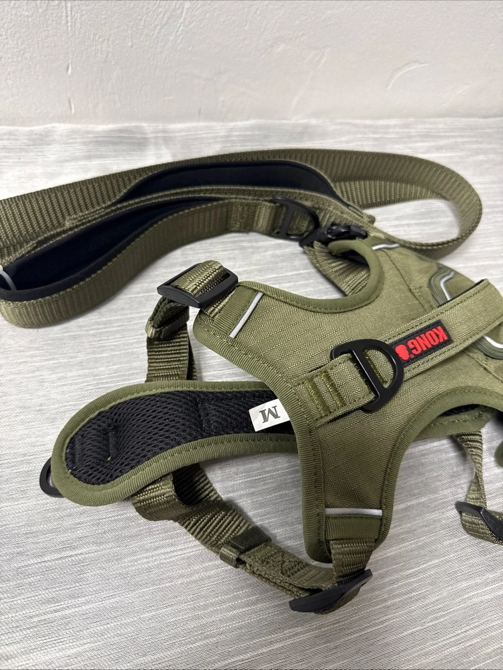 Leash and Harness by Kong size Medium